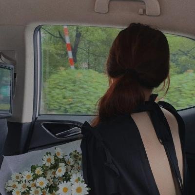 老艺术家孙女被曝直播带货翻车，长达一周夜店画面流出